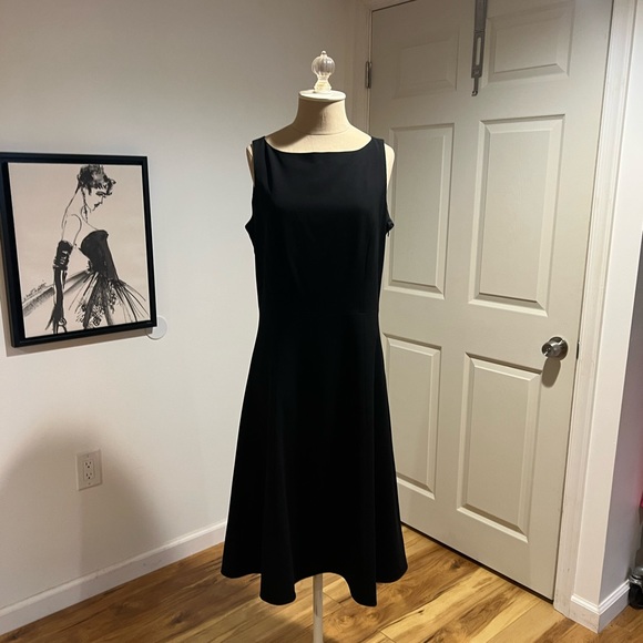 Classic black dress A line size 10 - Picture 7 of 9